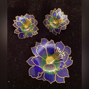 Vintage 1970s 80s Cloisonne Style SET Blue Hibiscus Flower Brooch & Earrings